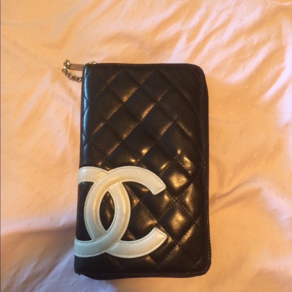 Chanel Zip wallet
